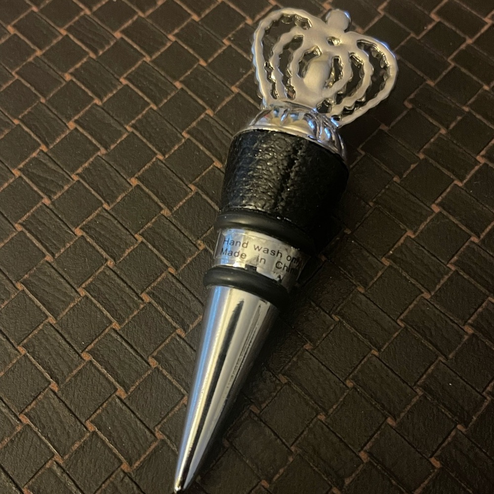 White Rhinestone Crown Cork Stopper - Picture 4 of 4